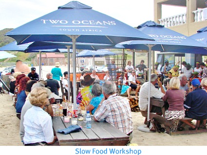 Outdoor restaurant at Pilipili Outdoor restaurant at Pilipili