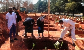 Burials of Covid 19 victims Burials of Covid 19 victims