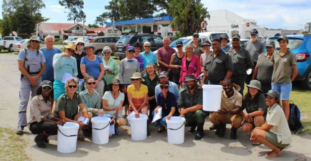 Local volunteers who took part in the Seahorse Rescue Project in 2018.