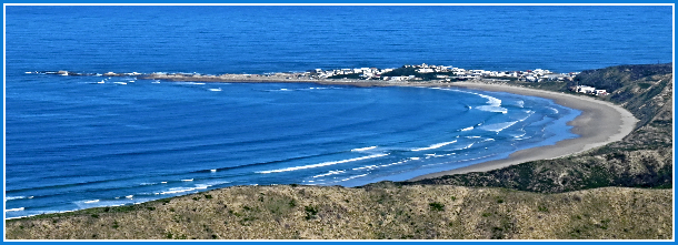 Enchanting Curve of Buffalo Bay Enchanting Curve of Buffalo Bay