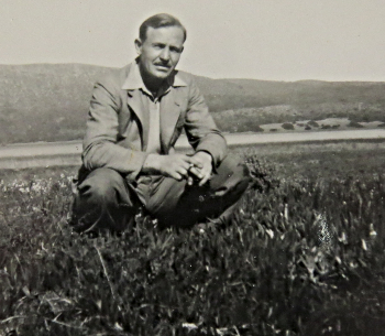 Noel at the Lakeside plot. Noel Parrott at the Lakeside Plot.