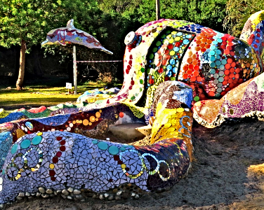 Mosaic Octopus in the outdoor entertainment garden arena