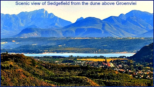 Sedgefield in the valley between two lakes, the sea and the dunes Scenic view of Sedgefield