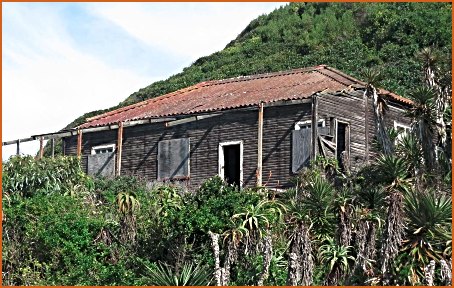 First Swartvlei cottage before renovation